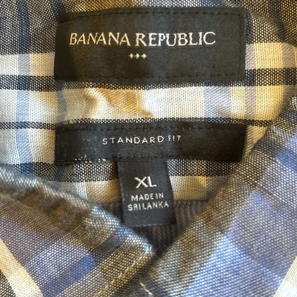Preppy Plaid Banana Republic Button Up Blue Long Sleeve Shirt Men’s Size XL
